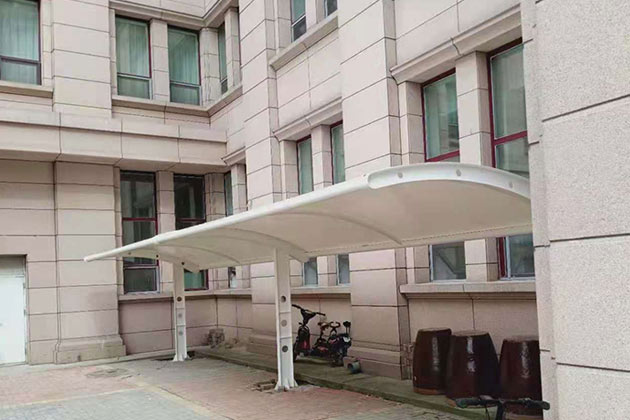 哈爾濱張拉膜車(chē)棚